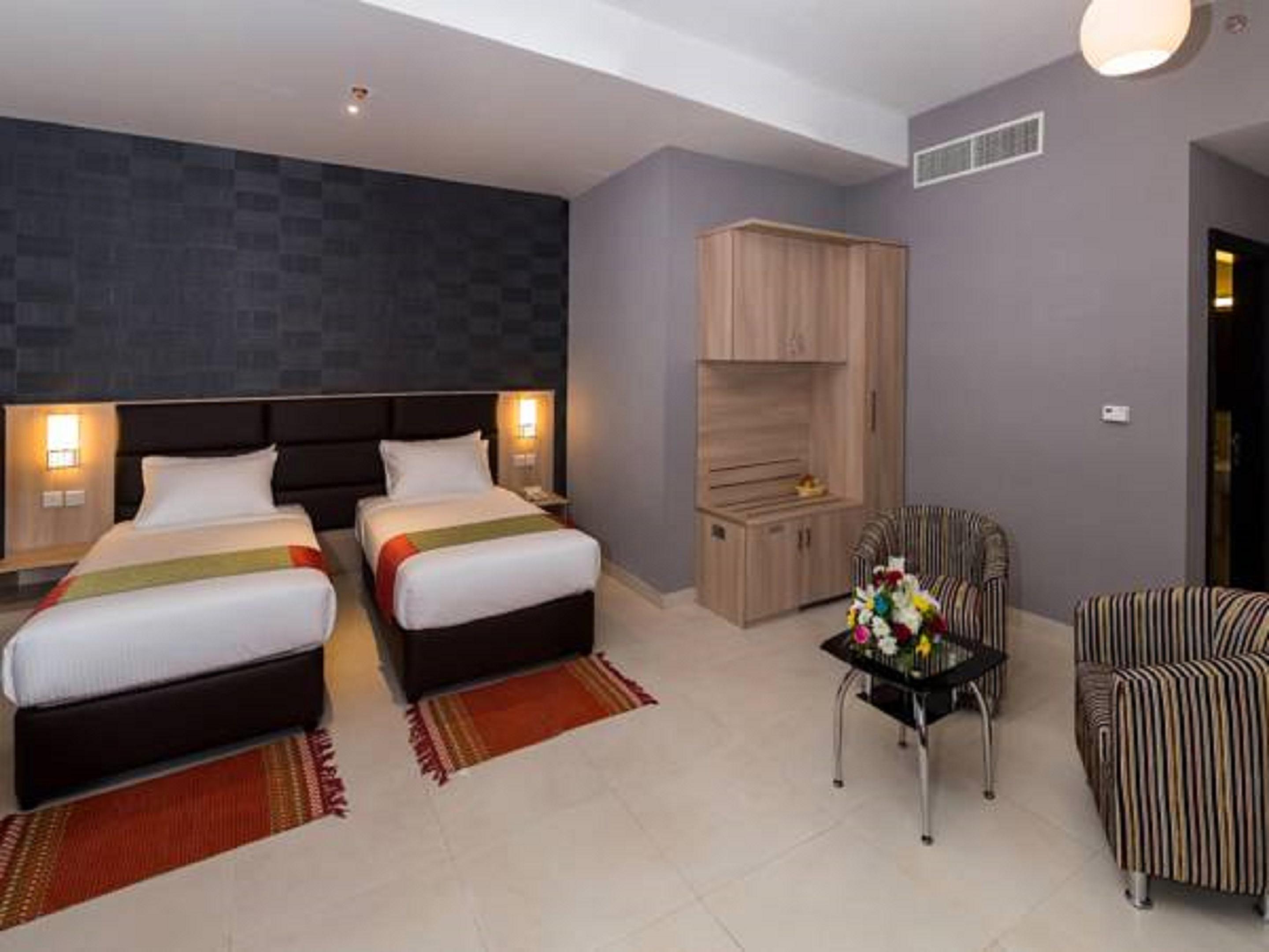Florida Square Hotel Dubai Exterior foto